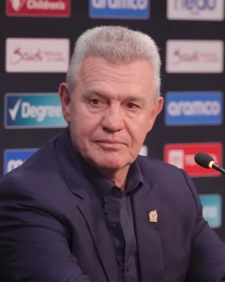 Javier Aguirre head coach card