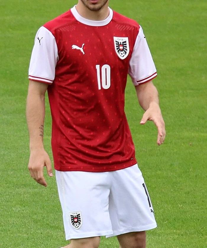 Romano Schmid player card