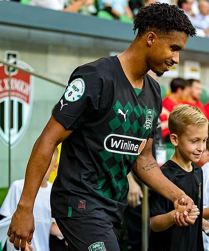 Kevin Pina player card