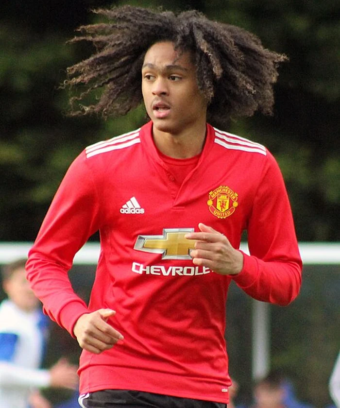 Tahith Chong player card