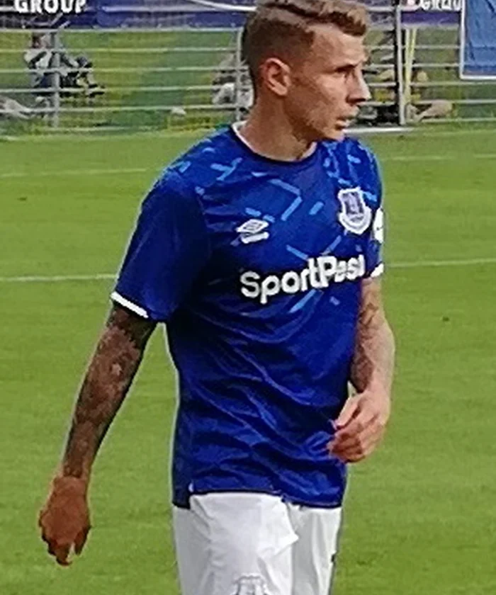 Lucas Digne player card