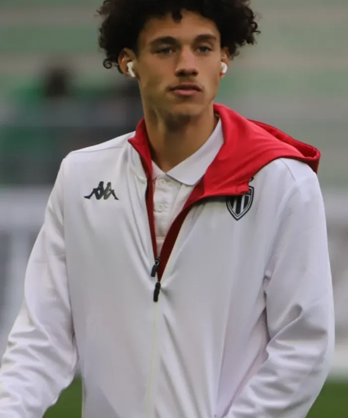 Maghnes Akliouche player card