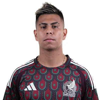 Efraín Álvarez player card