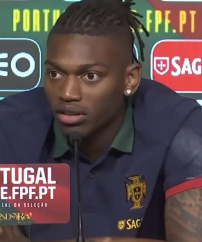 Rafael Leão player card