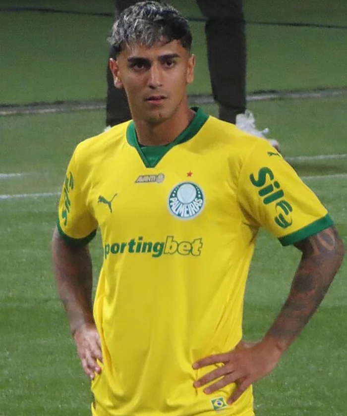 Facundo Torres player card