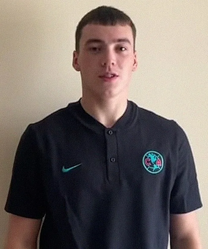 Federico Viñas player card